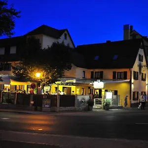 Pensjonat Hotel-gasthof Weisses Ross, Schwaig bei Nürnberg